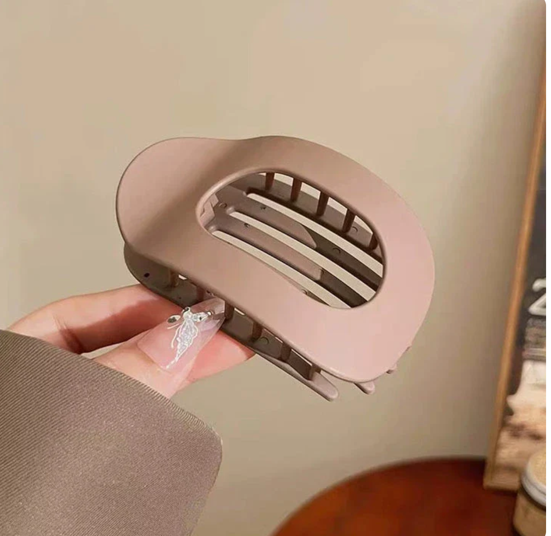 Pince à cheveux : Attachez vos cheveux, dites adieu à l’inconfort