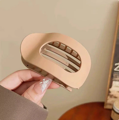 Pince à cheveux : Attachez vos cheveux, dites adieu à l’inconfort