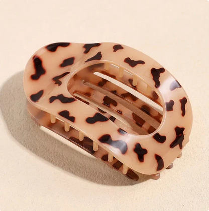 Pince à cheveux : Attachez vos cheveux, dites adieu à l’inconfort